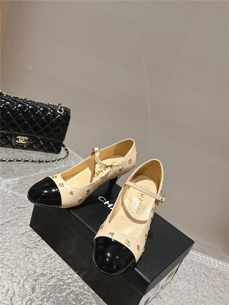 Ch**el embellished mary janes pumps in nude/ black leather