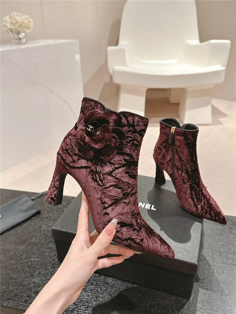 Ch**el heel burgundy velvet pointed toe boot