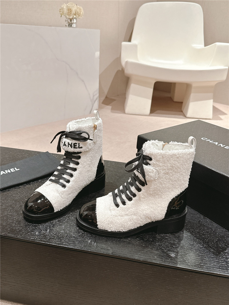 Ch**el patent leather white wool lace-up boot