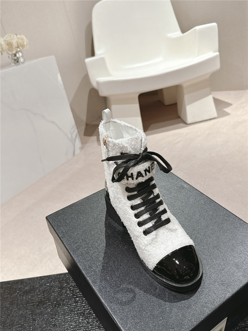 Ch**el patent leather white wool lace-up boot