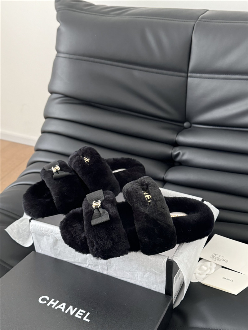 Ch**el bow black fur home slippers