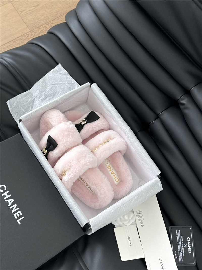 Ch**el bow pink fur home slippers