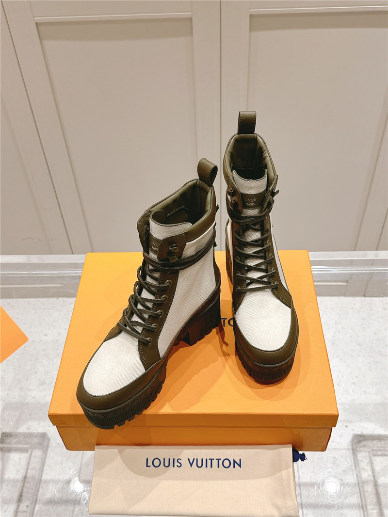 l0vis Vvtt0n green white laureate platform desert boot