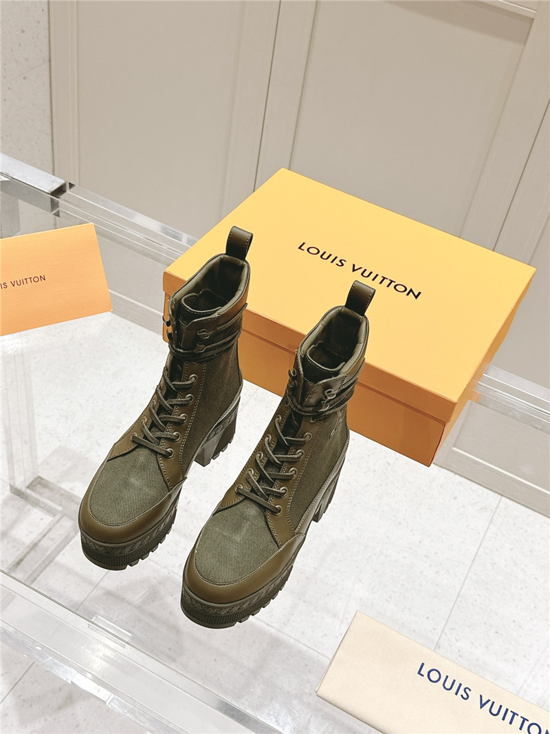 l0vis Vvtt0n laureate platform desert boot in green