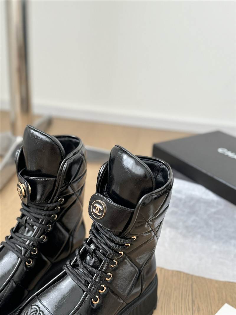 Ch**el oil-wax leather platform boots
