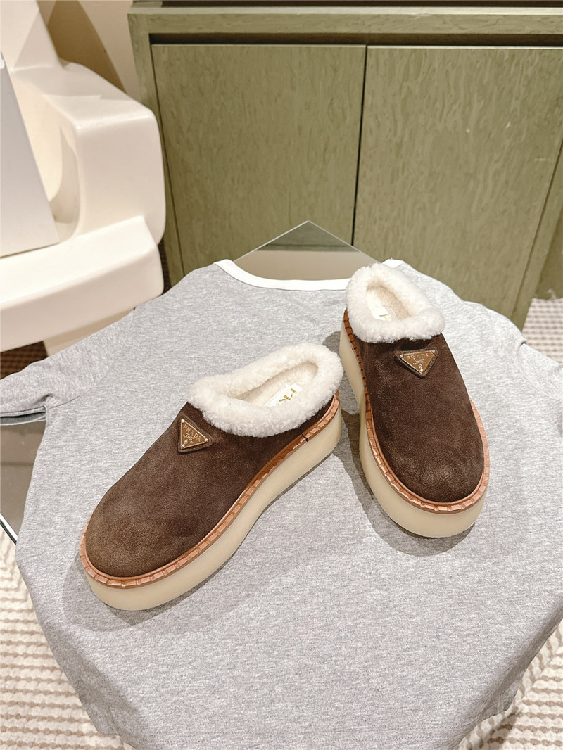 Pra*a platform shearling brown suede slippers