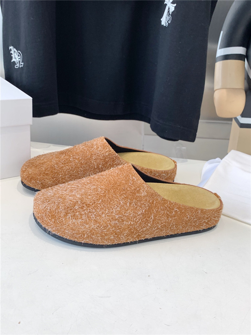 The R0w hugo slide in orange brush suede