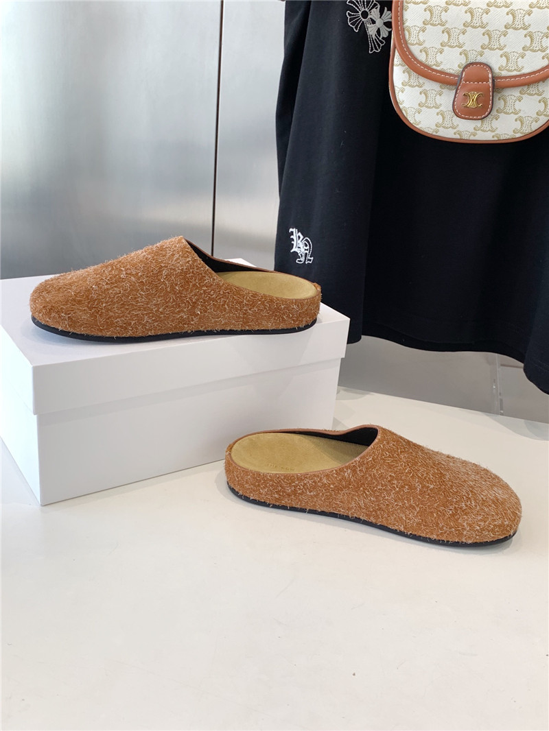 The R0w hugo slide in orange brush suede