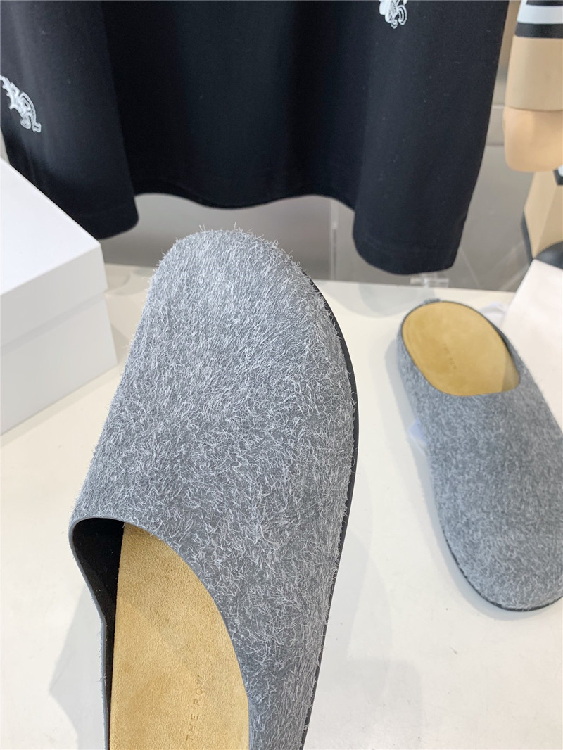 The R0w hugo slide grey in brush suede