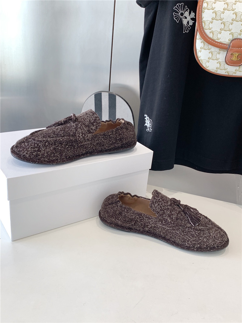 The R0w tassel flat loafers bordeaubergine in brush suede