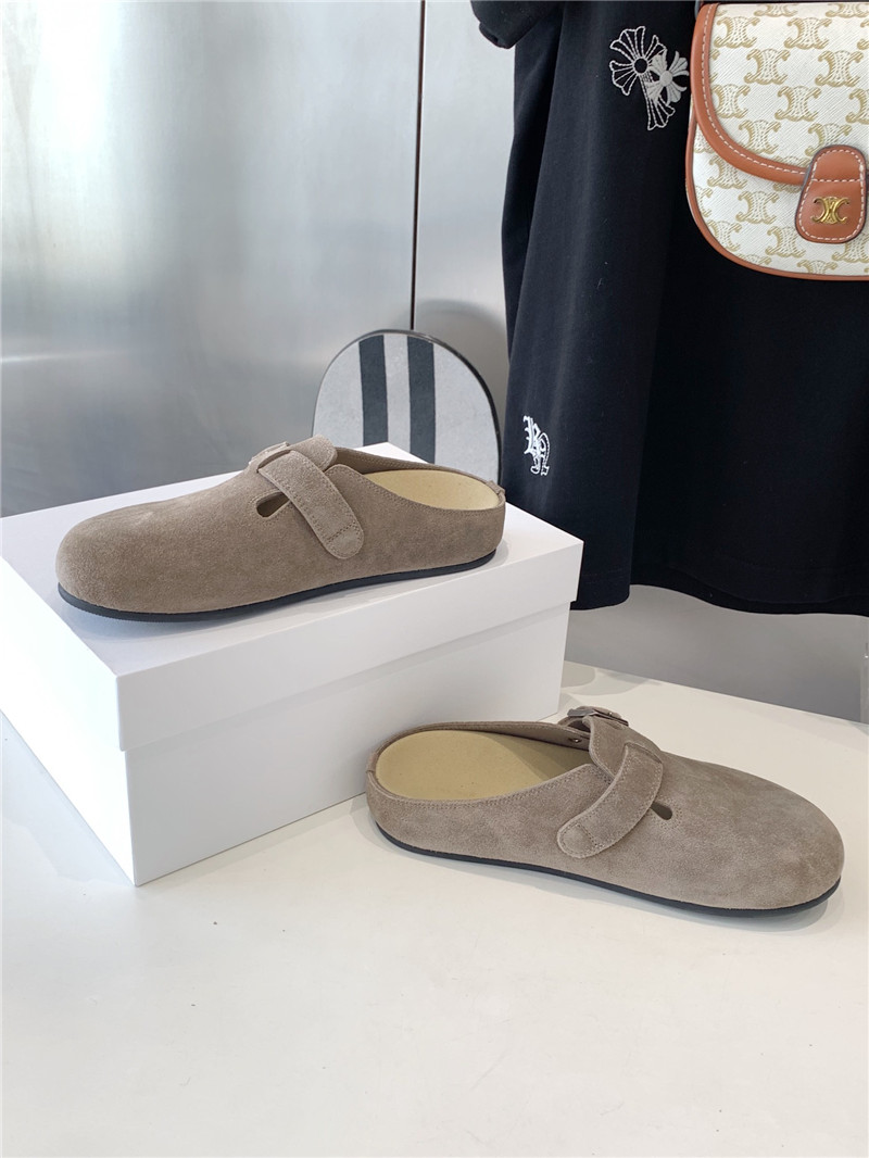 The R0w hugo slide in ash suede