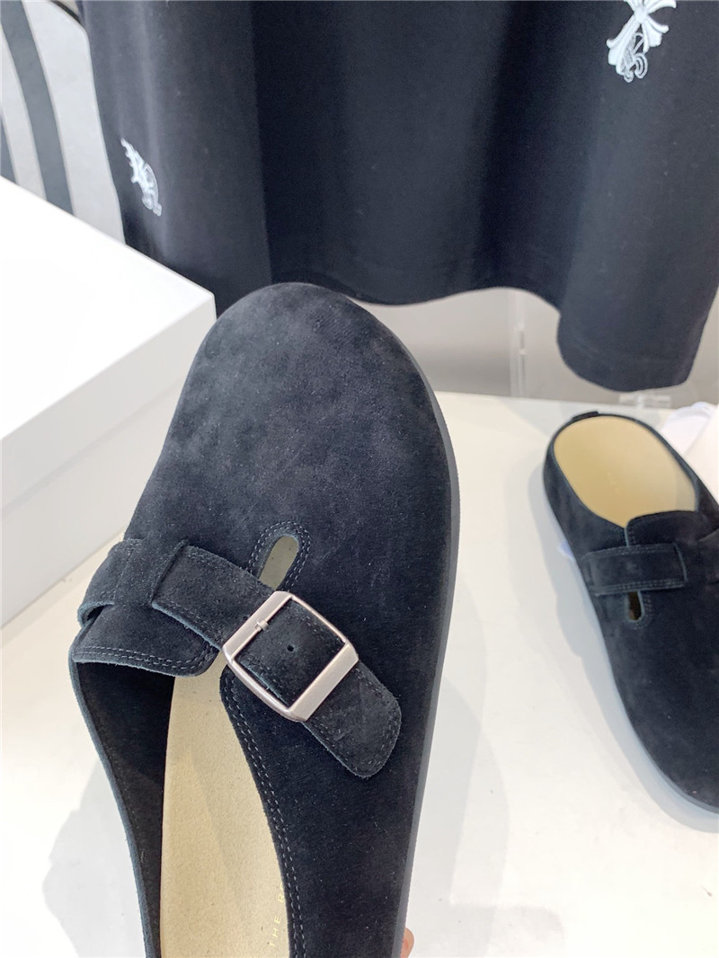 The R0w hugo slide in navy suede