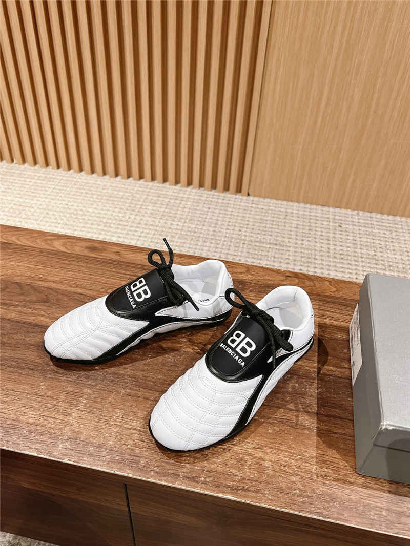 Ba1en*iaga zen sneaker white
