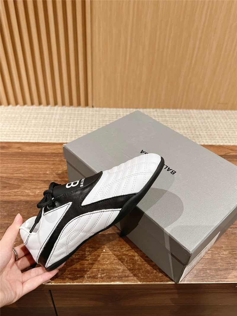 Ba1en*iaga zen sneaker white