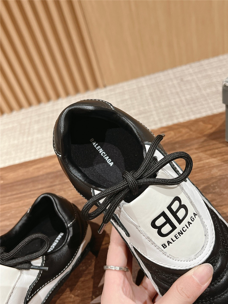 Ba1en*iaga zen sneaker black