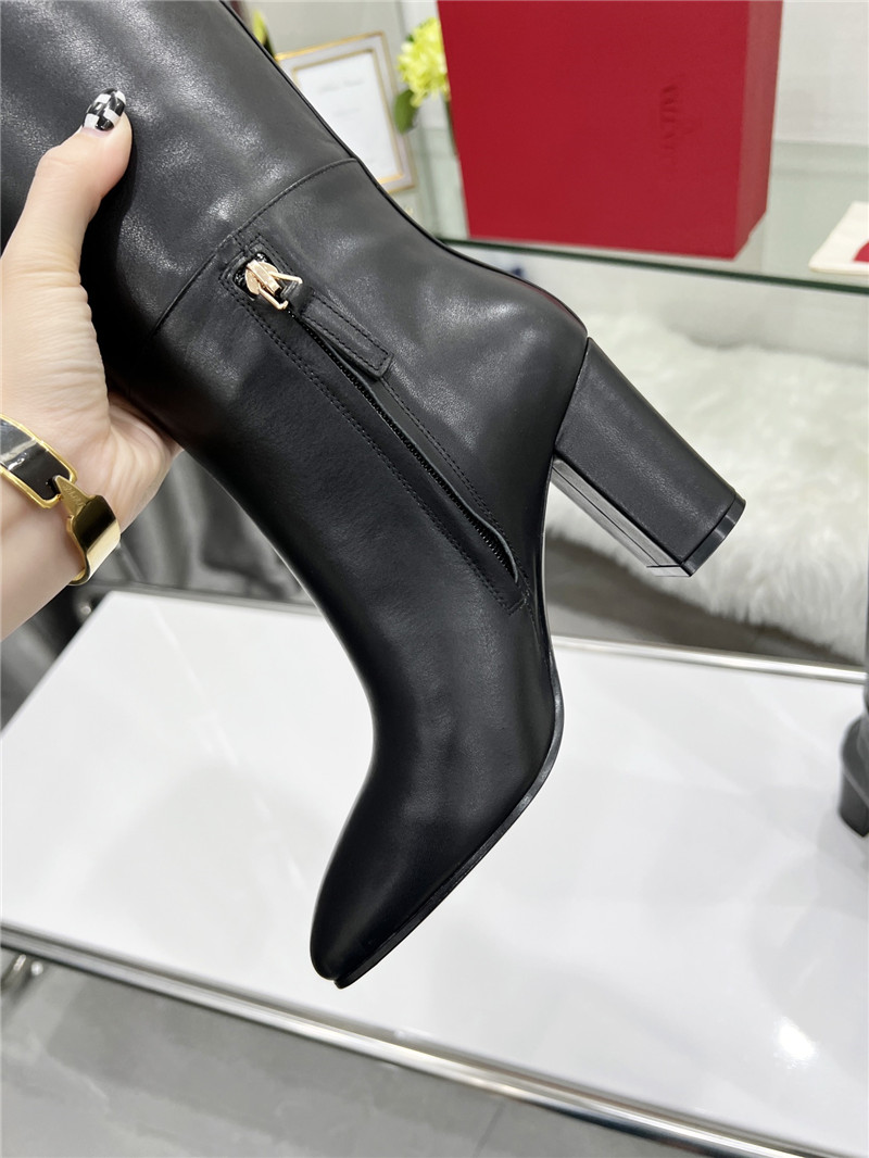 Va1e*ntin0 calfskin vlogo knee high boots