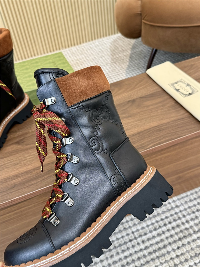 Gvc*1 gg brown quilted ankle boots