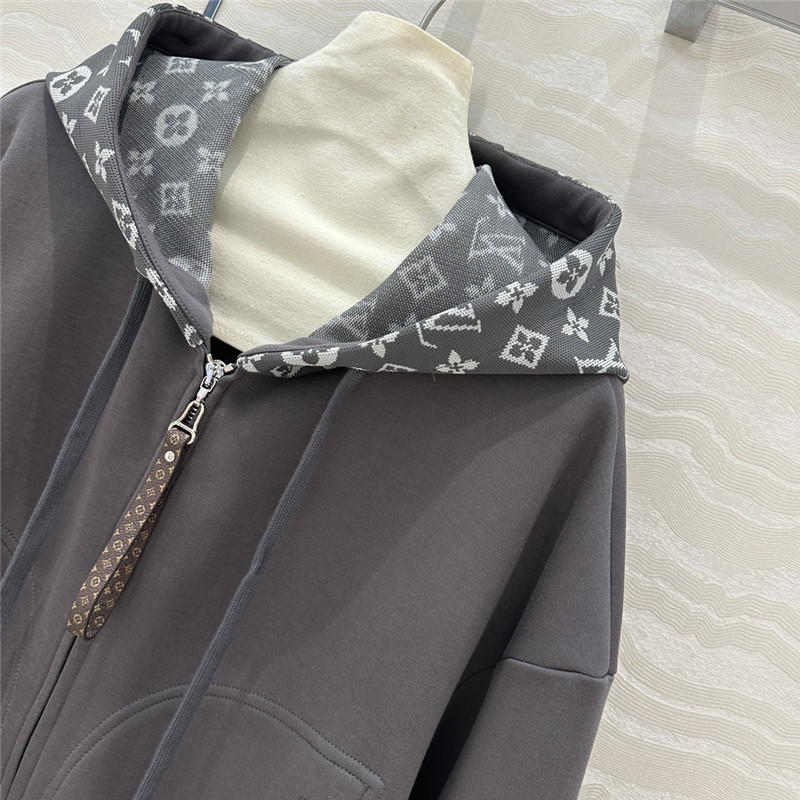 l0vis Vvtt0n lv sports suit