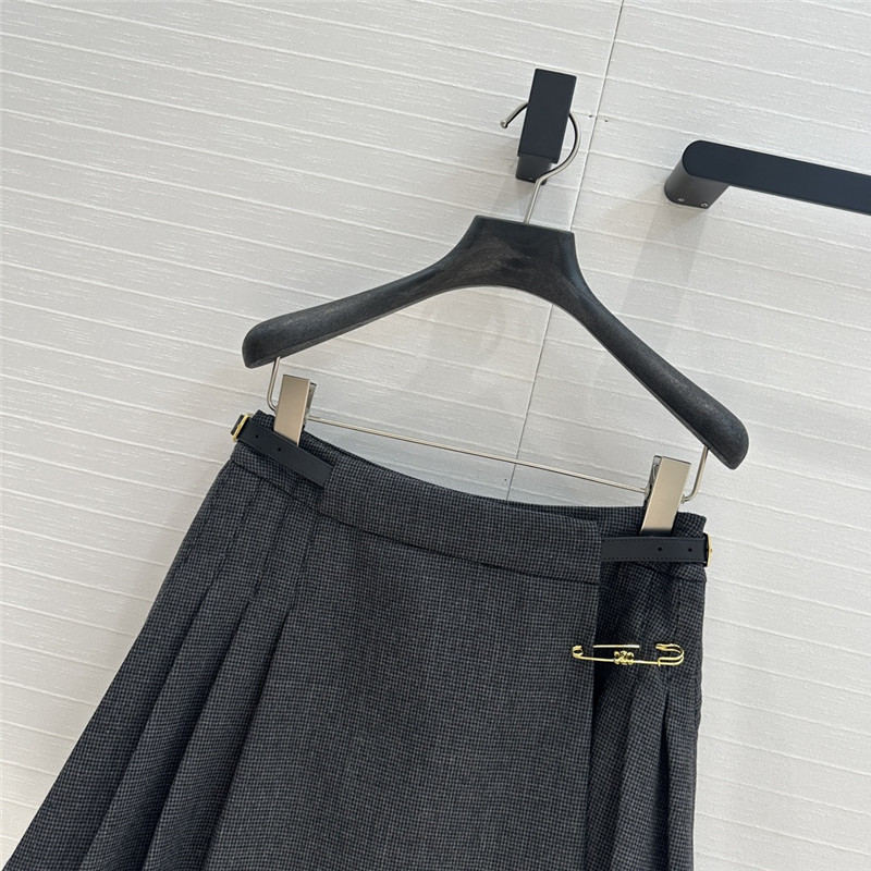 Ce1i*e pleated skirt