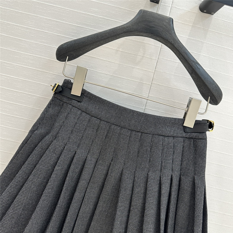 Ce1i*e pleated skirt