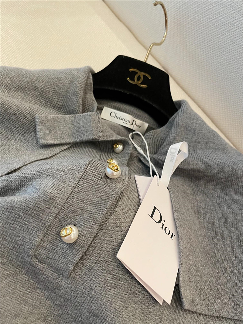 D10r crop cape cashmere sweater grey