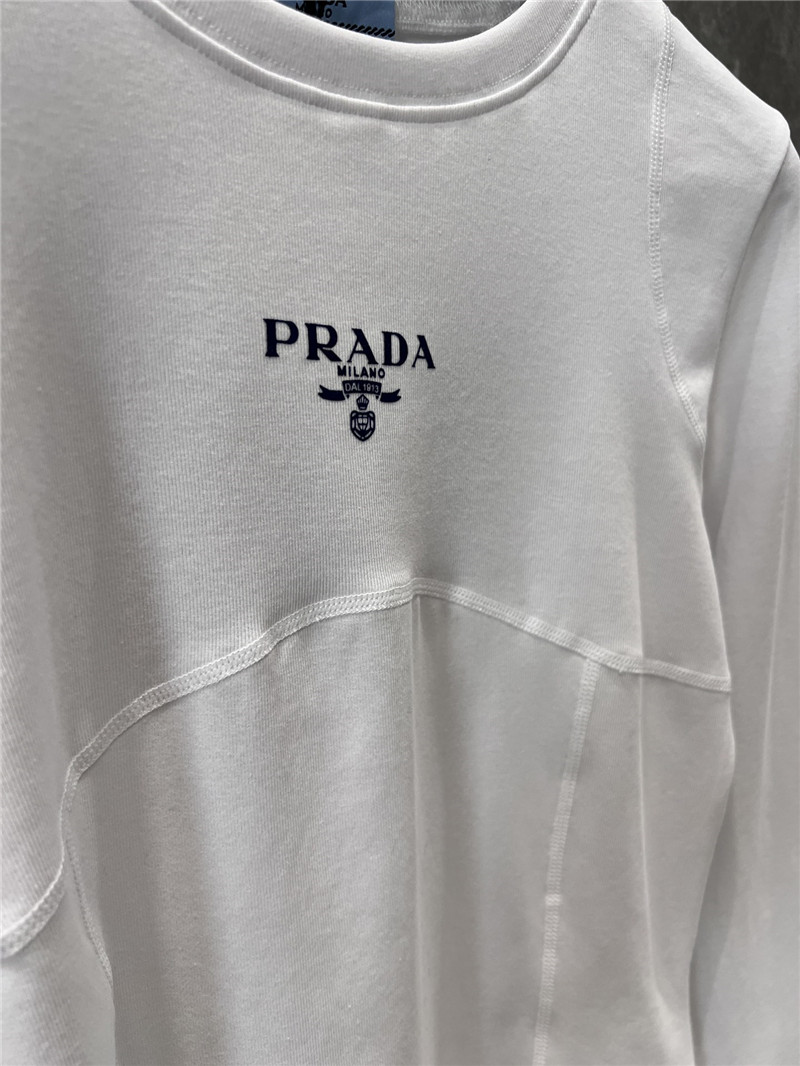 Pra*a long sleeve t-shirt