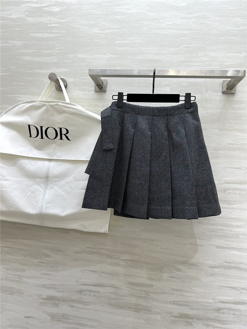 D10r irregular pleated skirt