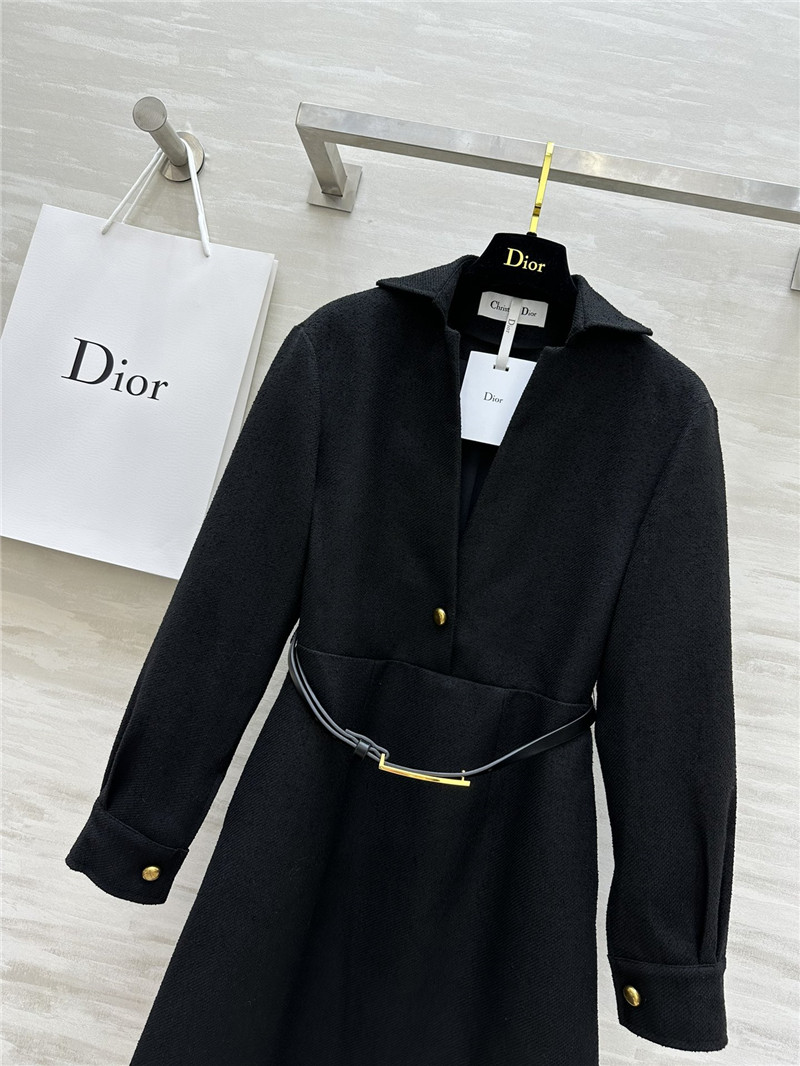 D10r deep v neck dress