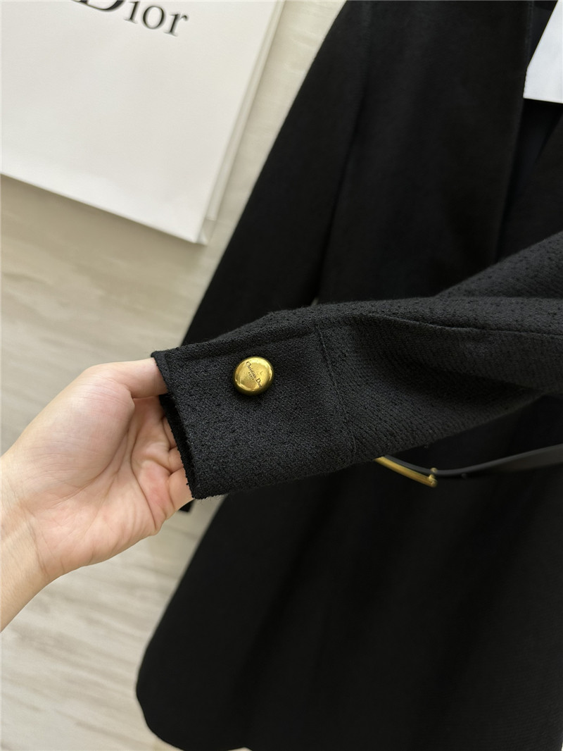 D10r deep v neck dress