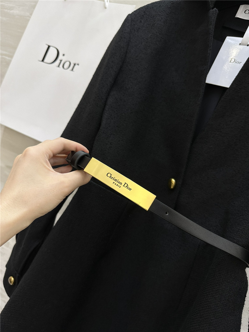 D10r deep v neck dress