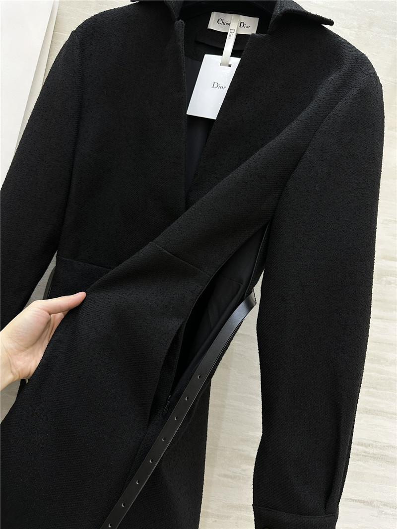 D10r deep v neck dress