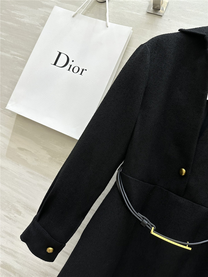 D10r deep v neck dress