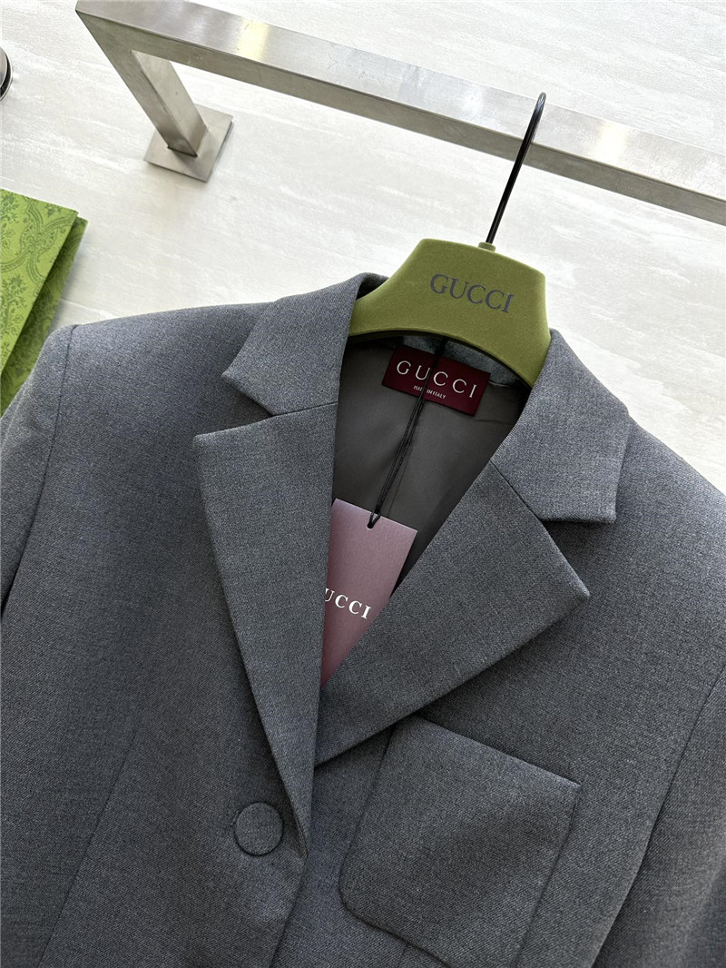 Gvc*1 lapel suit