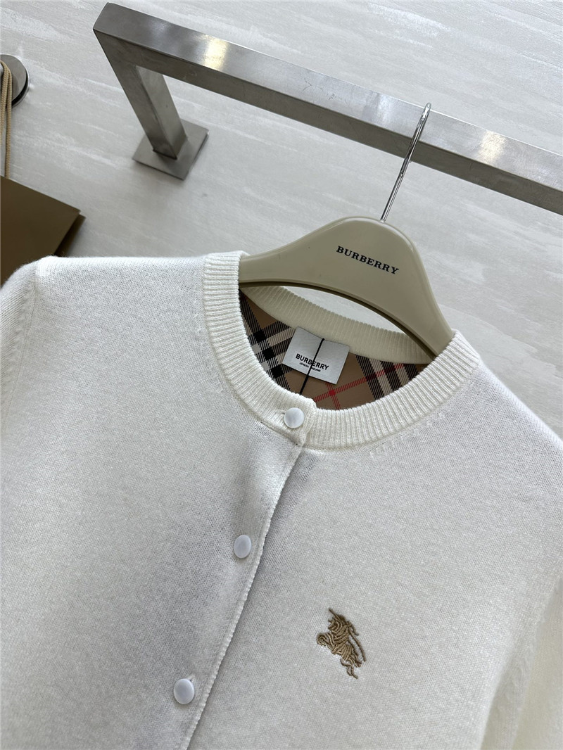 Bv*b*rry contrast plain cardigan in white