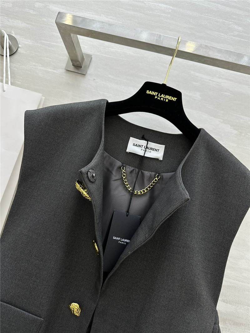 Y51 metal button vest