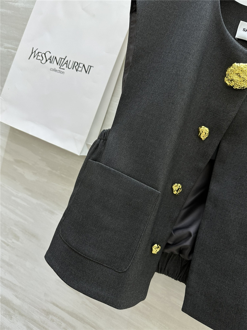 Y51 metal button vest