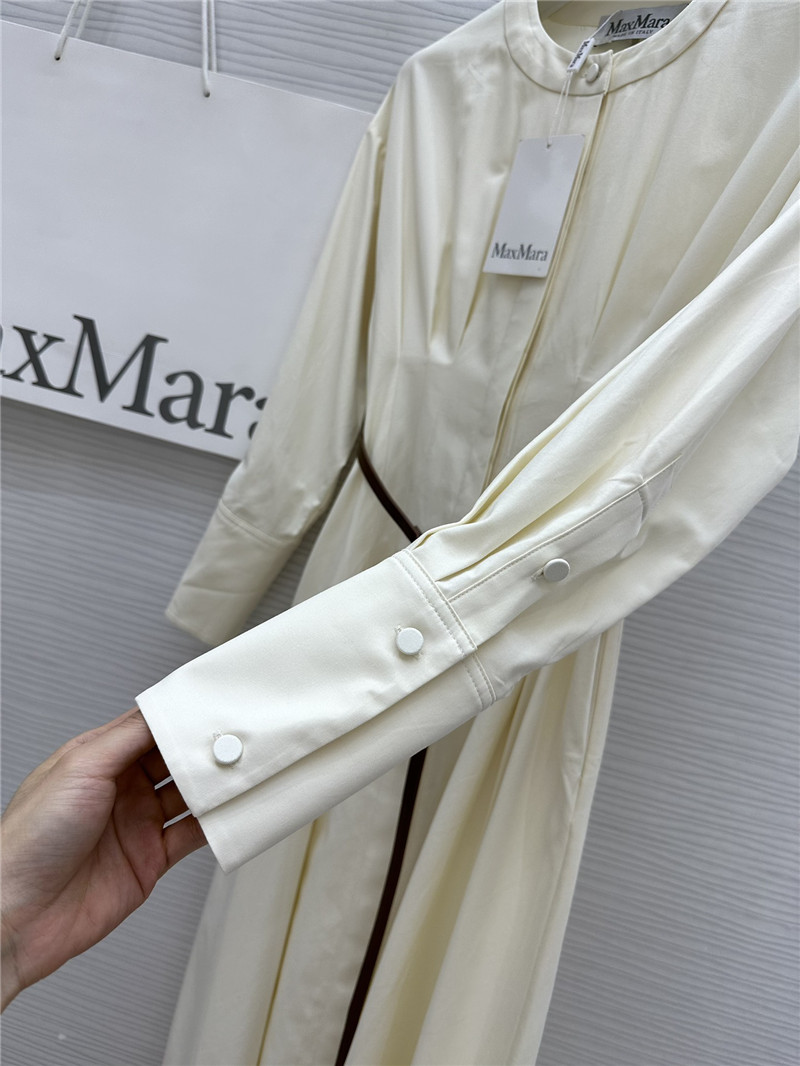 Vanitoo long-sleeved dress