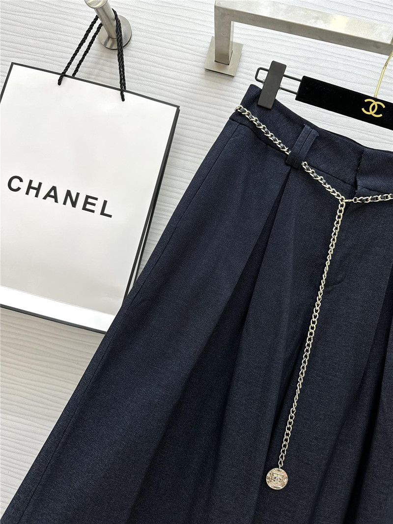 Ch**el straight leg wide hem trousers