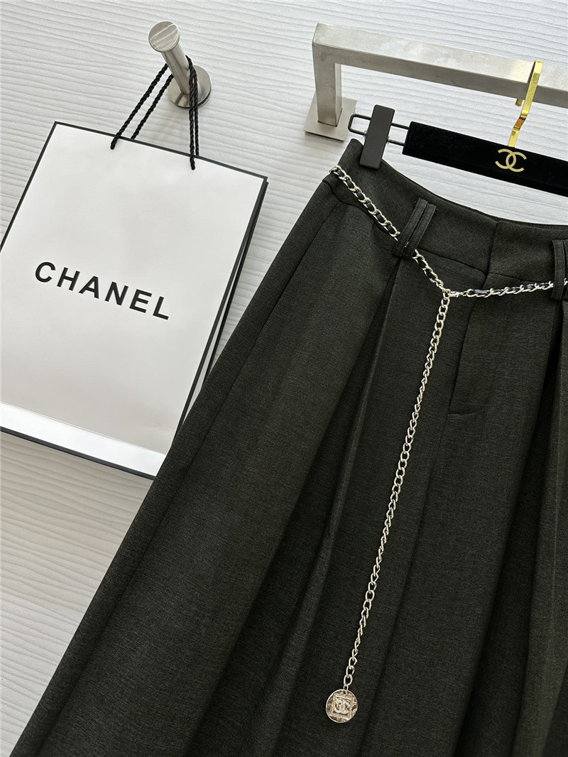 Ch**el straight leg wide hem trousers