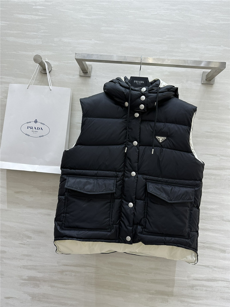 Pra*a hooded down vest