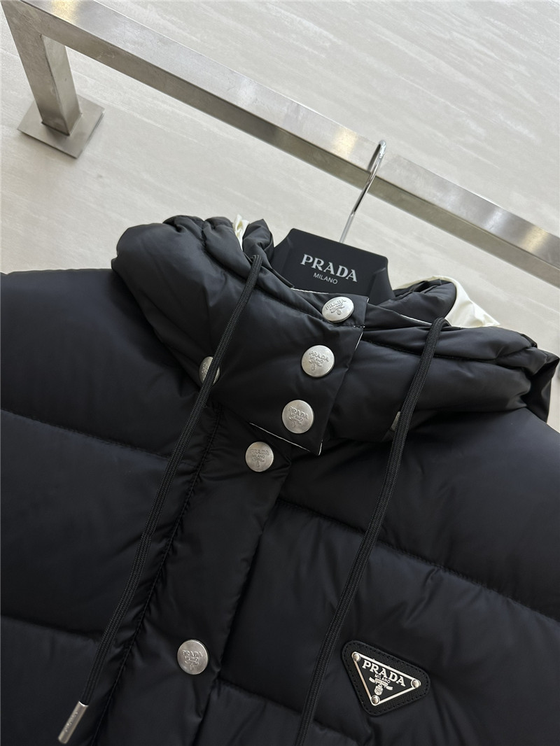 Pra*a hooded down vest