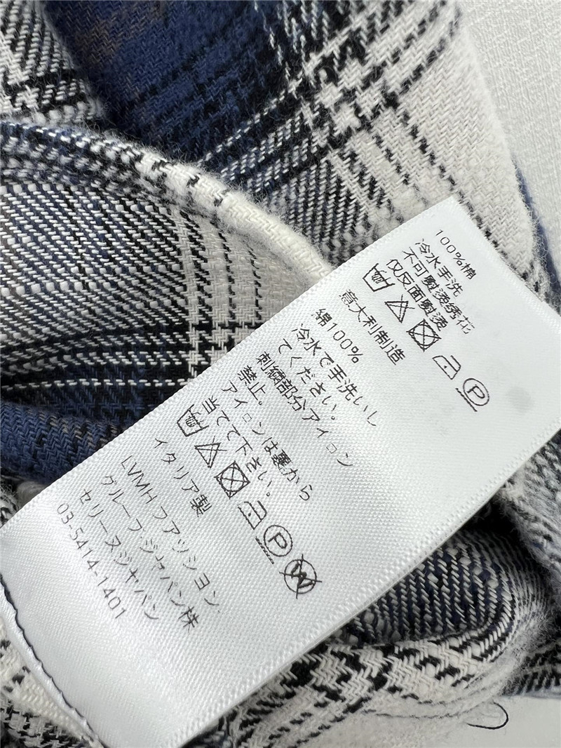 Ce1i*e hooded plaid shirt