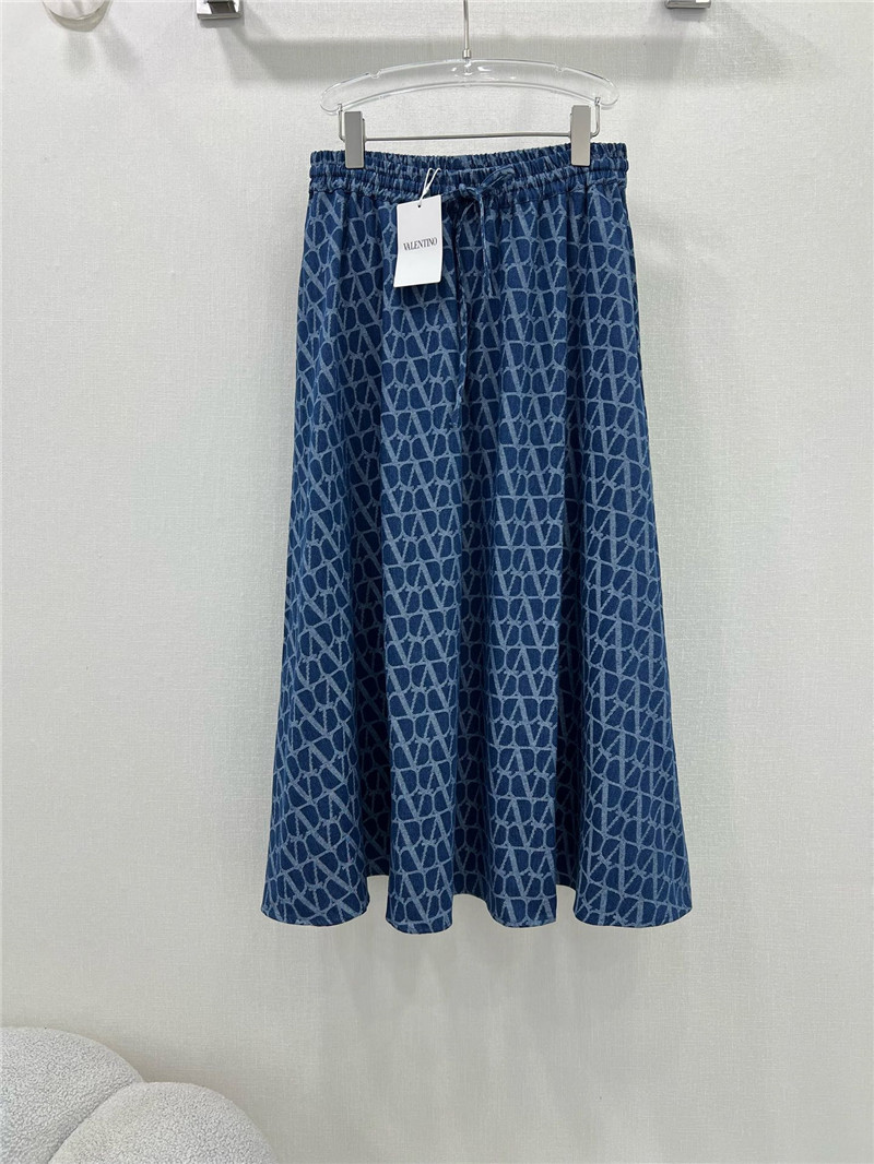 Va1e*ntin0 v letter jacquard skirt