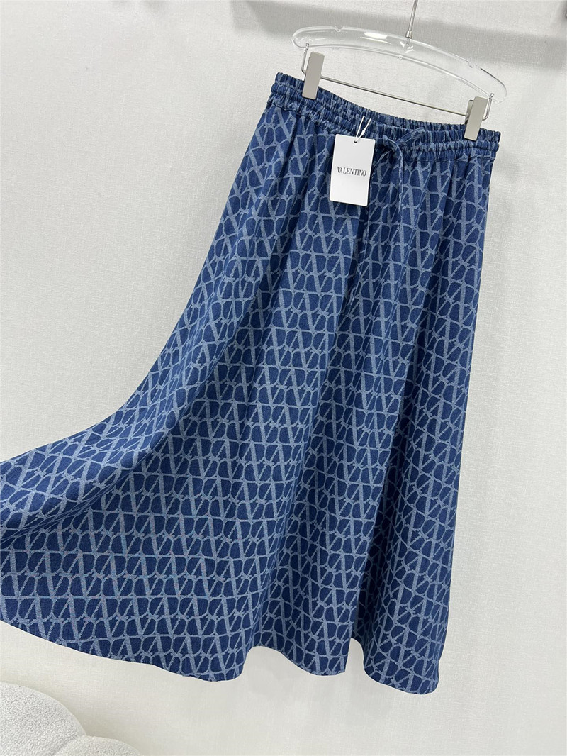 Va1e*ntin0 v letter jacquard skirt