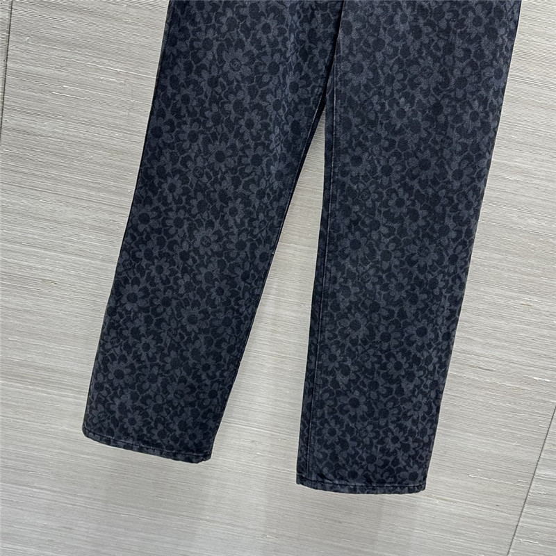 Ch**el high-end jeans