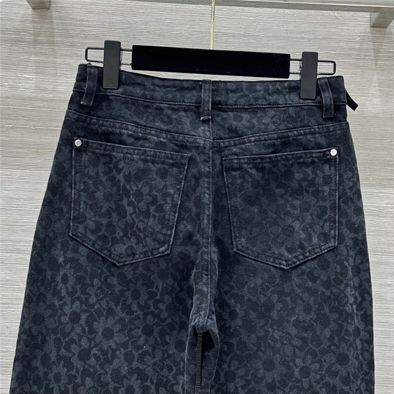 Ch**el high-end jeans