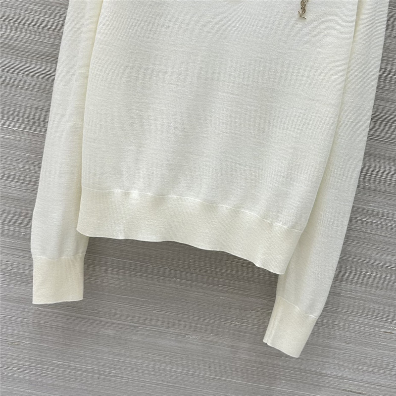 Y51 v-neck wool base top