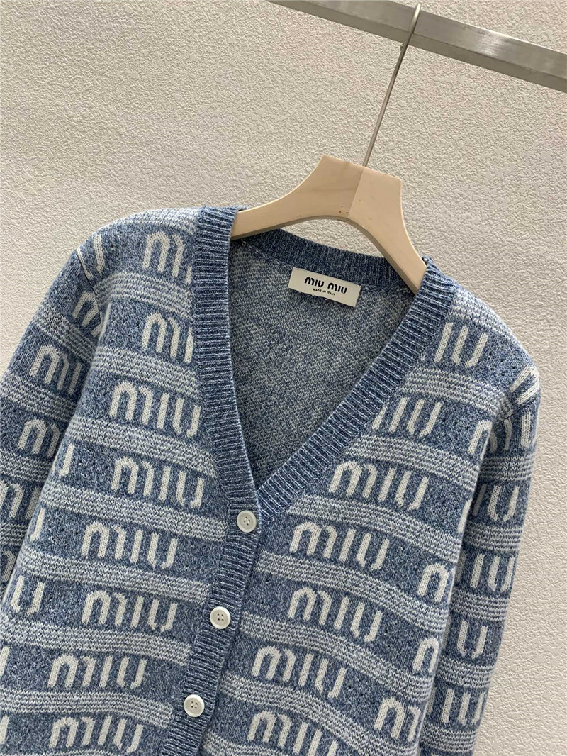 Miu Miu Logo-Intarsia Wool Cardigan in Blue