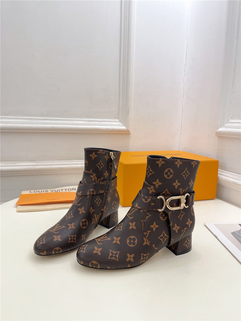 l0vis Vvtt0n monogram westside ankle boots