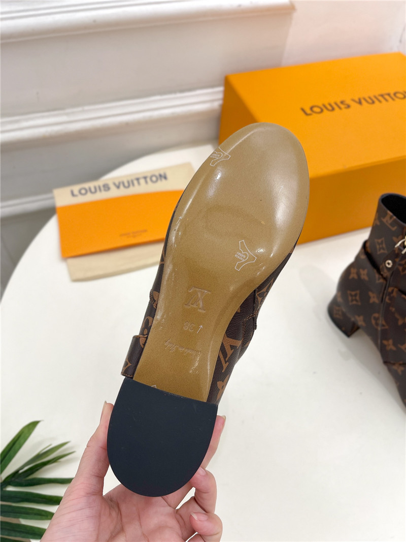 l0vis Vvtt0n monogram westside ankle boots